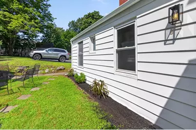 72 Chestnut St #72, Clinton, MA 01510 - Photo 5