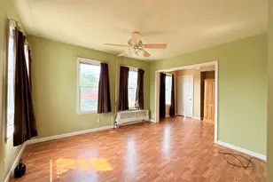 7 Pembroke St, Medford, MA 02155 - Photo 5
