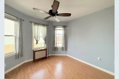 7 Pembroke St, Medford, MA 02155 - Photo 11