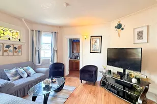 7 Pembroke St, Medford, MA 02155 - Photo 29