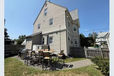 7 Pembroke St, Medford, MA 02155 - Photo 39