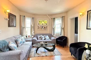 7 Pembroke St, Medford, MA 02155 - Photo 27