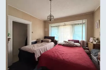 7 Pembroke St, Medford, MA 02155 - Photo 31