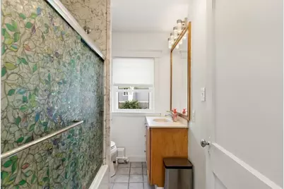 7 Lawrence St #B, Beverly, MA 01915 - Photo 17
