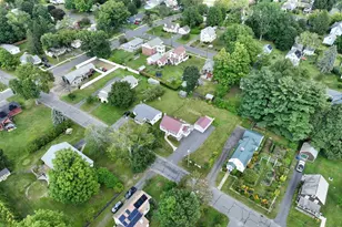 81 Vernon St, Greenfield, MA 01301 - Photo 35