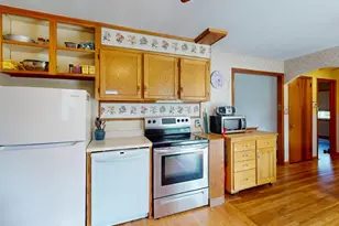 81 Vernon St, Greenfield, MA 01301 - Photo 7