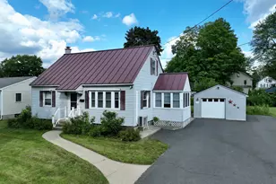 81 Vernon St, Greenfield, MA 01301 - Photo 1