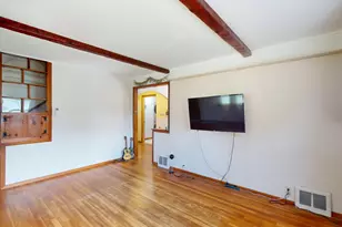 81 Vernon St, Greenfield, MA 01301 - Photo 13