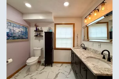 81 Vernon St, Greenfield, MA 01301 - Photo 15