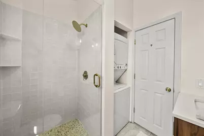 17 Millett St #3, Gloucester, MA 01930 - Photo 17