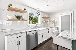 125 High St, Whitman, MA 02382 - Photo 3
