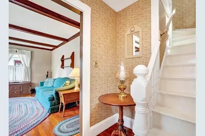 26 Hartford St, Bedford, MA 01730 - Photo 3