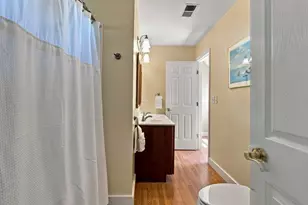 18 Jackson St, Newburyport, MA 01950 - Photo 27