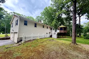 908 Burts Pit Rd, Northampton, MA 01062 - Photo 5