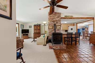 8 Colgate Rd, Beverly, MA 01915 - Photo 3