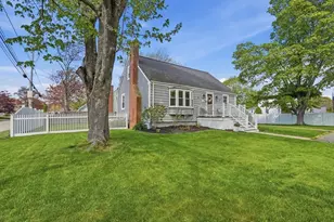 121 Moreland Rd, Weymouth, MA 02191 - Photo 1