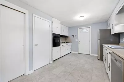 47 W Shore Rd, Holbrook, MA 02343 - Photo 7