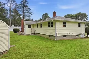 7 Hawthorne St, Grafton, MA 01536 - Photo 5