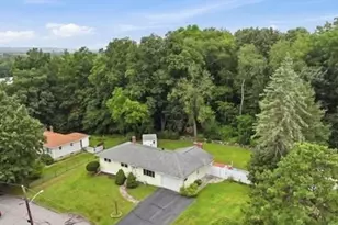 7 Hawthorne St, Grafton, MA 01536 - Photo 1