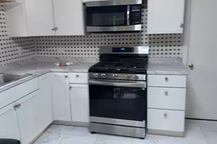 1246 Somerset Ave, Taunton, MA 02730 - Photo 1