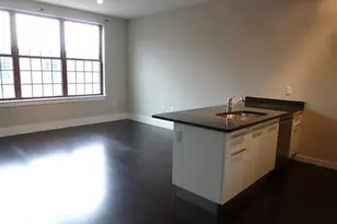 154 W 2nd St, Boston, MA 02127 - Photo 3