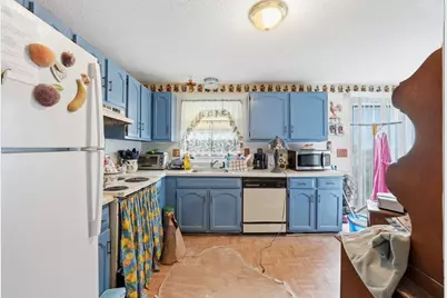 35 Sheri Ln #35, Agawam, MA 01001 - Photo 5