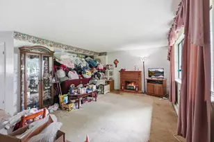 35 Sheri Ln, Agawam, MA 01001 - Photo 3