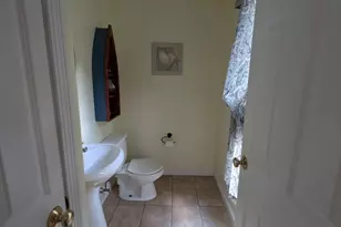 38 Lake St, Spencer, MA 01562 - Photo 15