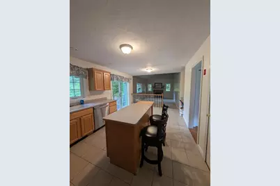 38 Lake St, Spencer, MA 01562 - Photo 5