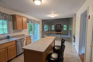 38 Lake St, Spencer, MA 01562 - Photo 5