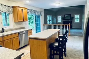 38 Lake St, Spencer, MA 01562 - Photo 3