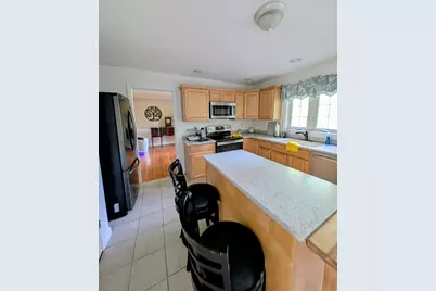 38 Lake St, Spencer, MA 01562 - Photo 3