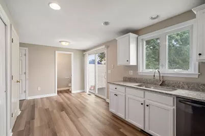 28 Harriet Thayer Dr #28, Attleboro, MA 02703 - Photo 9