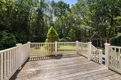 19 Jade, Derry, NH 03038 - Photo 9