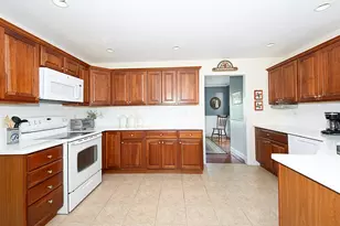 107 Old Schoolhouse Rd, Oakham, MA 01068 - Photo 11