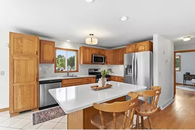 1251 Shawsheen St, Tewksbury, MA 01876 - Photo 7