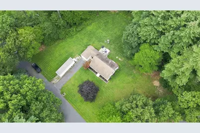 35 Charles St, Hampden, MA 01036 - Photo 33