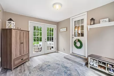 35 Charles St, Hampden, MA 01036 - Photo 5