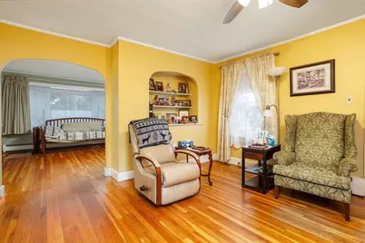 38 Woodland St, Methuen, MA 01844 - Photo 9