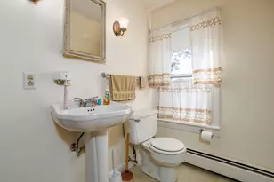 38 Woodland St, Methuen, MA 01844 - Photo 11