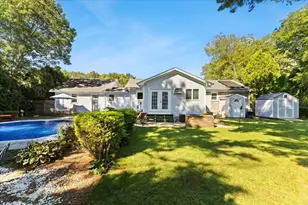 16 Green Meadow Dr, Acushnet, MA 02743 - Photo 11