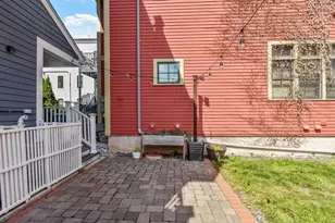 20 Carlton St, Somerville, MA 02143 - Photo 29
