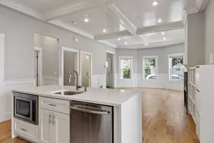 20 Carlton St, Somerville, MA 02143 - Photo 5