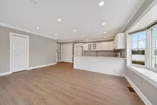 101 Pond St, Braintree, MA 02184 - Photo 9