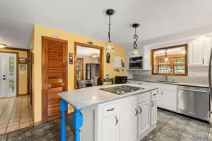14 Woodview Dr, Lakeville, MA 02347 - Photo 7