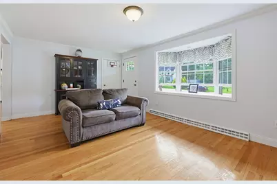 6 Young Ave., North Attleboro, MA 02760 - Photo 5