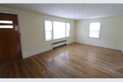 6 Bates Rd E, Watertown, MA 02472 - Photo 7
