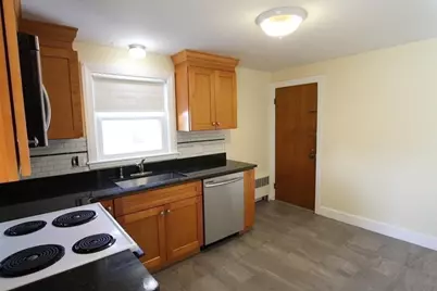 6 Bates Rd E, Watertown, MA 02472 - Photo 5
