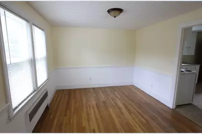 6 Bates Rd E, Watertown, MA 02472 - Photo 9