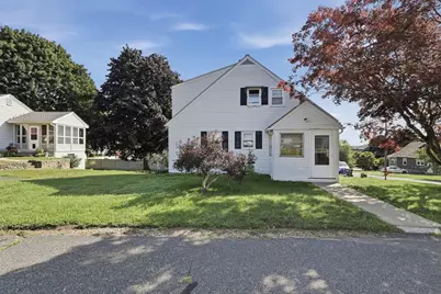 4 Washington Street, Milford, MA 01757 - Photo 3
